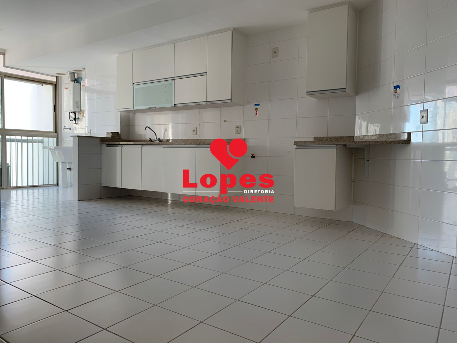 Apartamento à venda com 4 quartos, 287m² - Foto 14