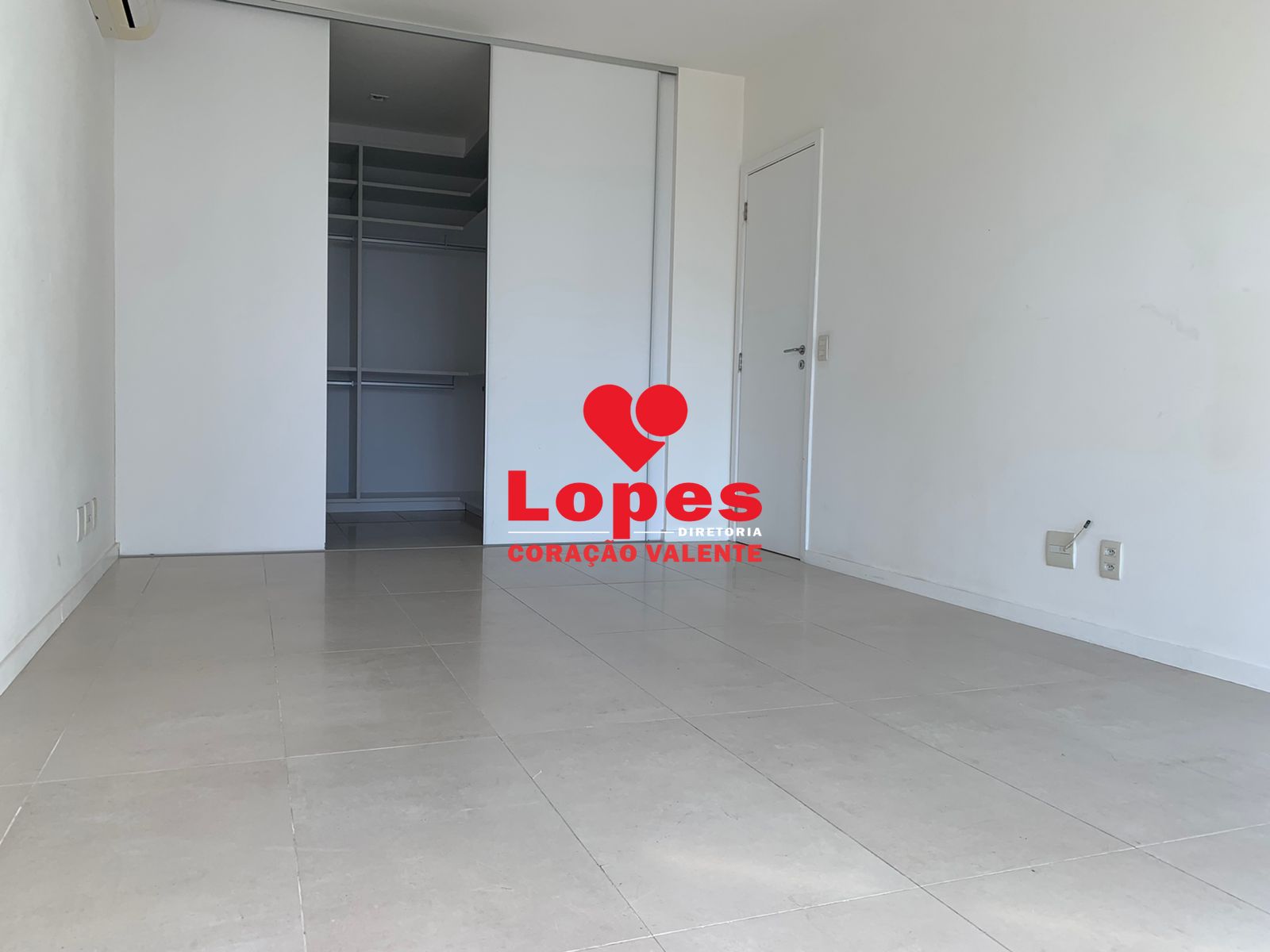 Apartamento à venda com 4 quartos, 287m² - Foto 29