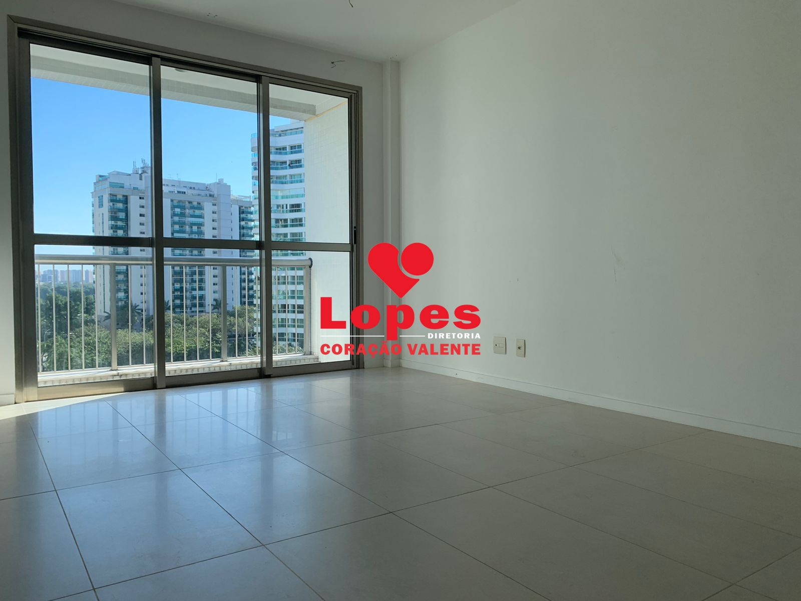 Apartamento à venda com 4 quartos, 287m² - Foto 4