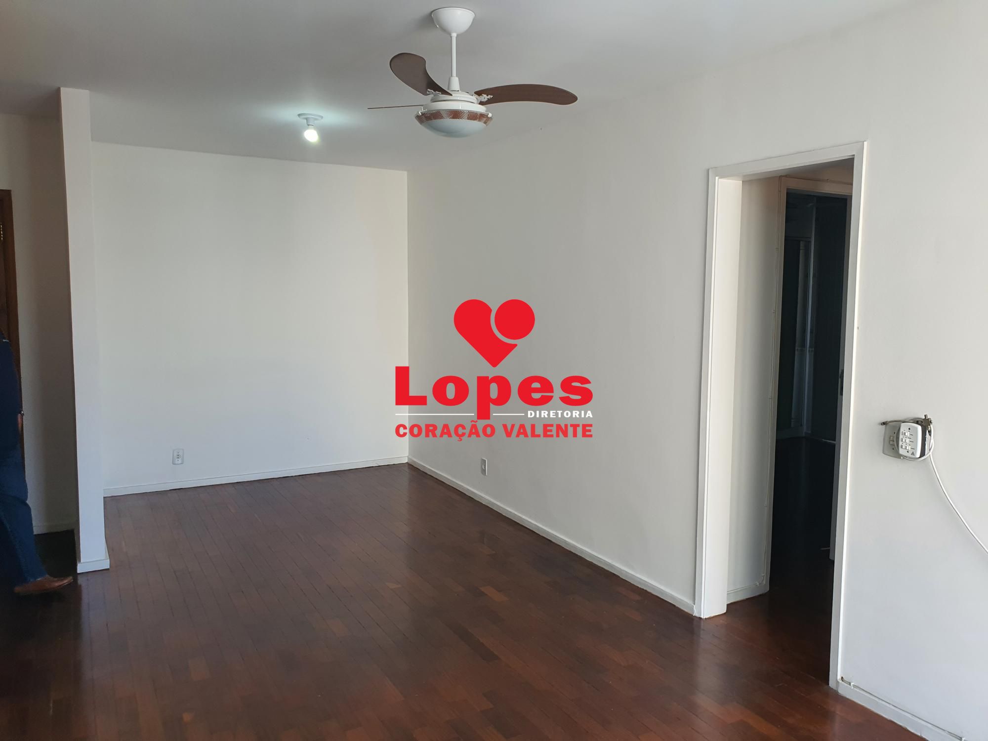 Apartamento à venda com 2 quartos, 80m² - Foto 31