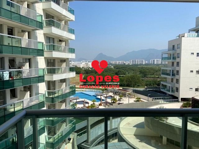 Apartamento à venda com 2 quartos, 77m² - Foto 1