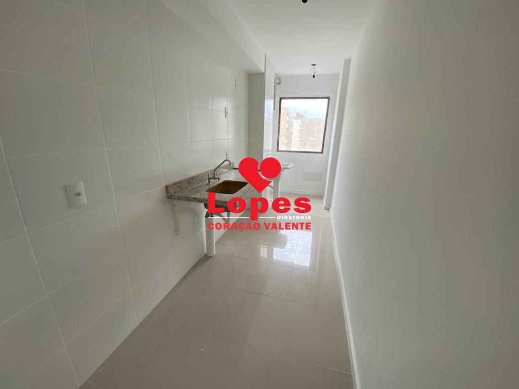 Apartamento à venda com 2 quartos, 66m² - Foto 5