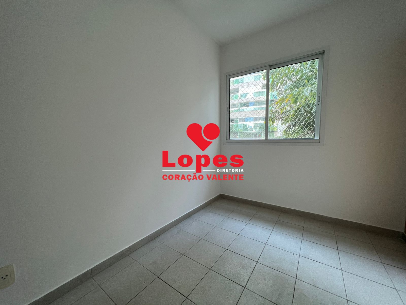 Apartamento à venda com 4 quartos, 160m² - Foto 15