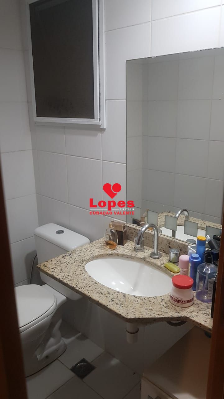 Apartamento à venda com 2 quartos, 70m² - Foto 14