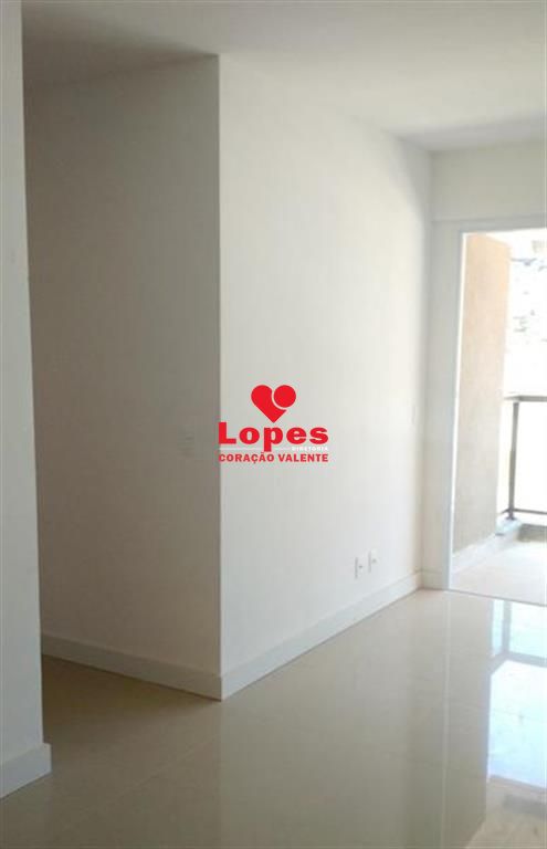 Apartamento à venda com 3 quartos, 84m² - Foto 9