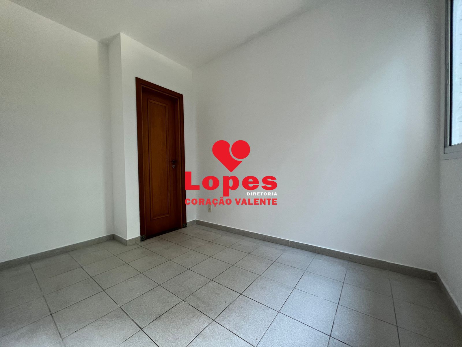 Apartamento à venda com 4 quartos, 160m² - Foto 16