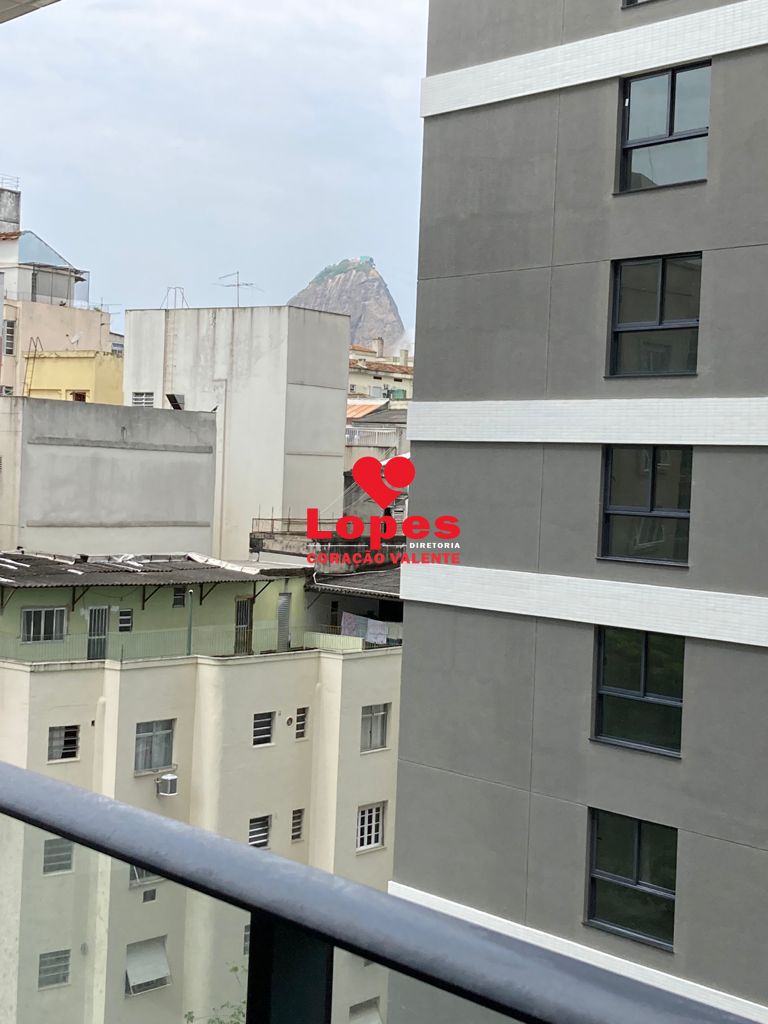 Apartamento à venda com 2 quartos, 72m² - Foto 2