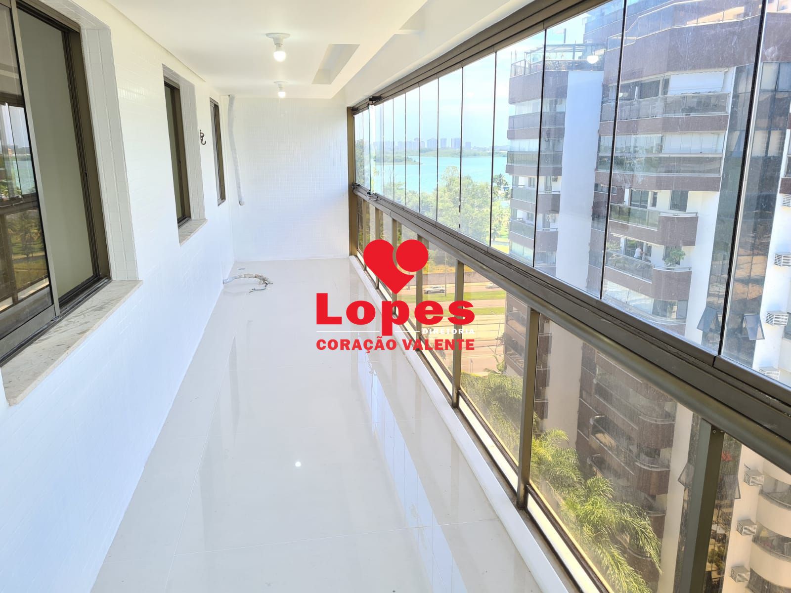 Apartamento, 3 quartos, 121 m² - Foto 2