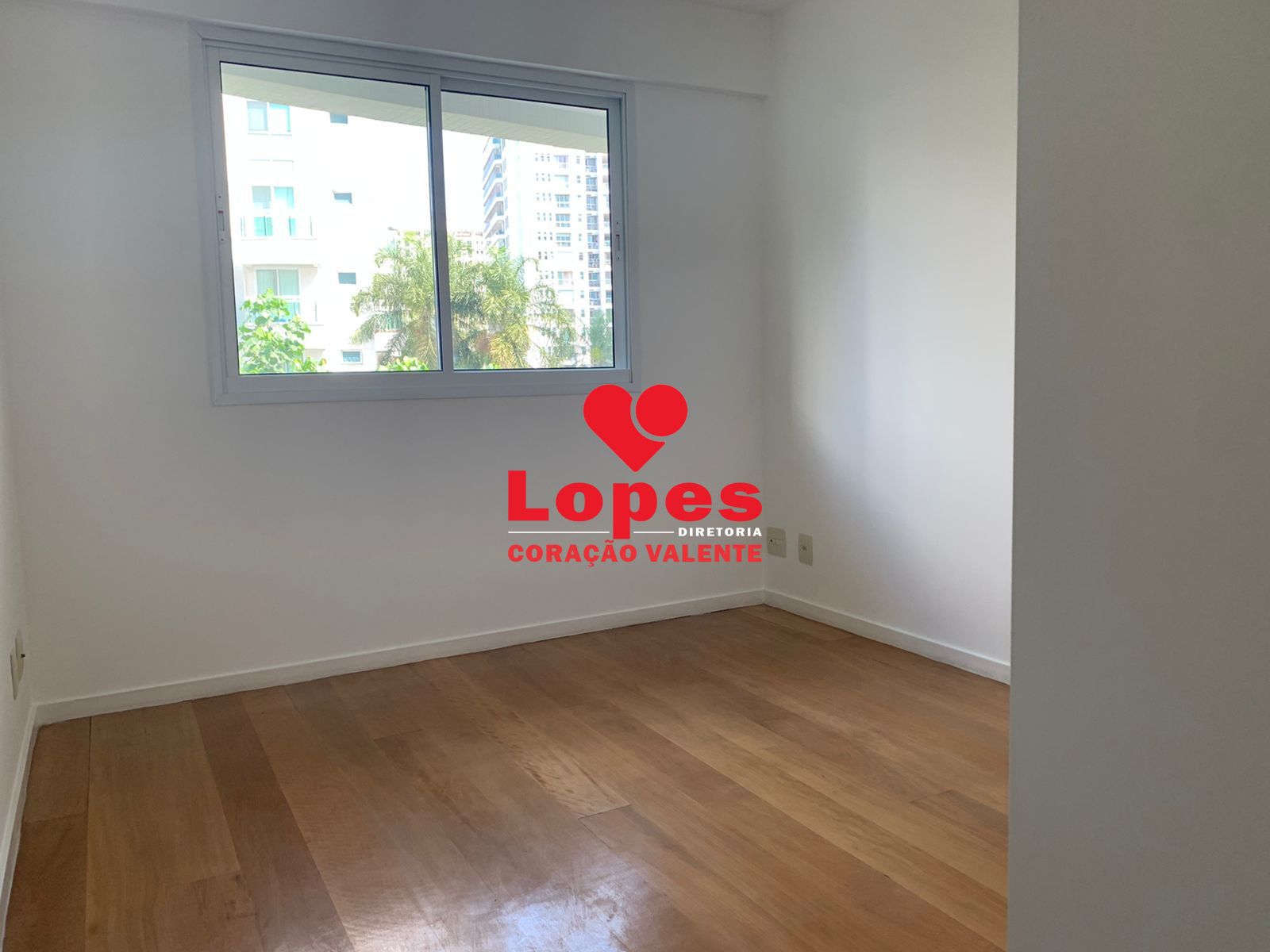 Apartamento à venda com 4 quartos, 162m² - Foto 24