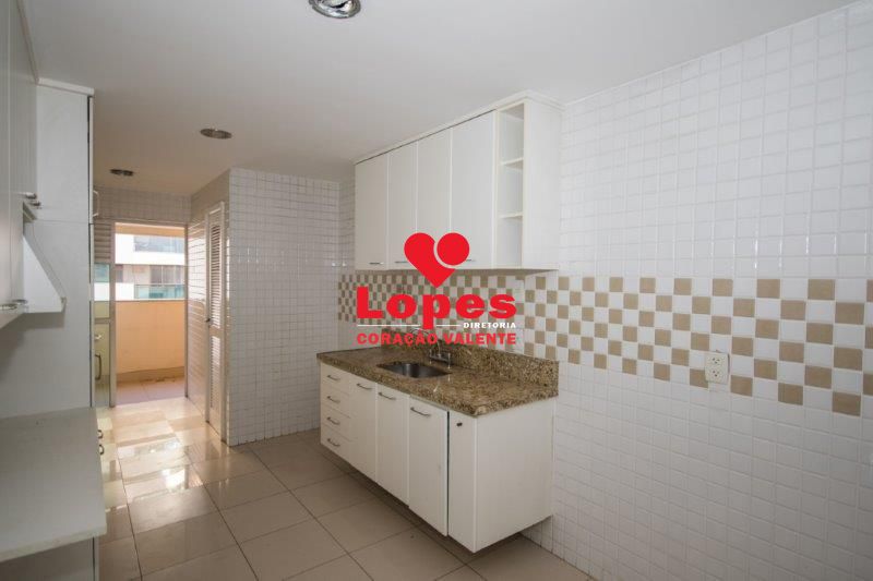 Apartamento à venda com 3 quartos, 102m² - Foto 26