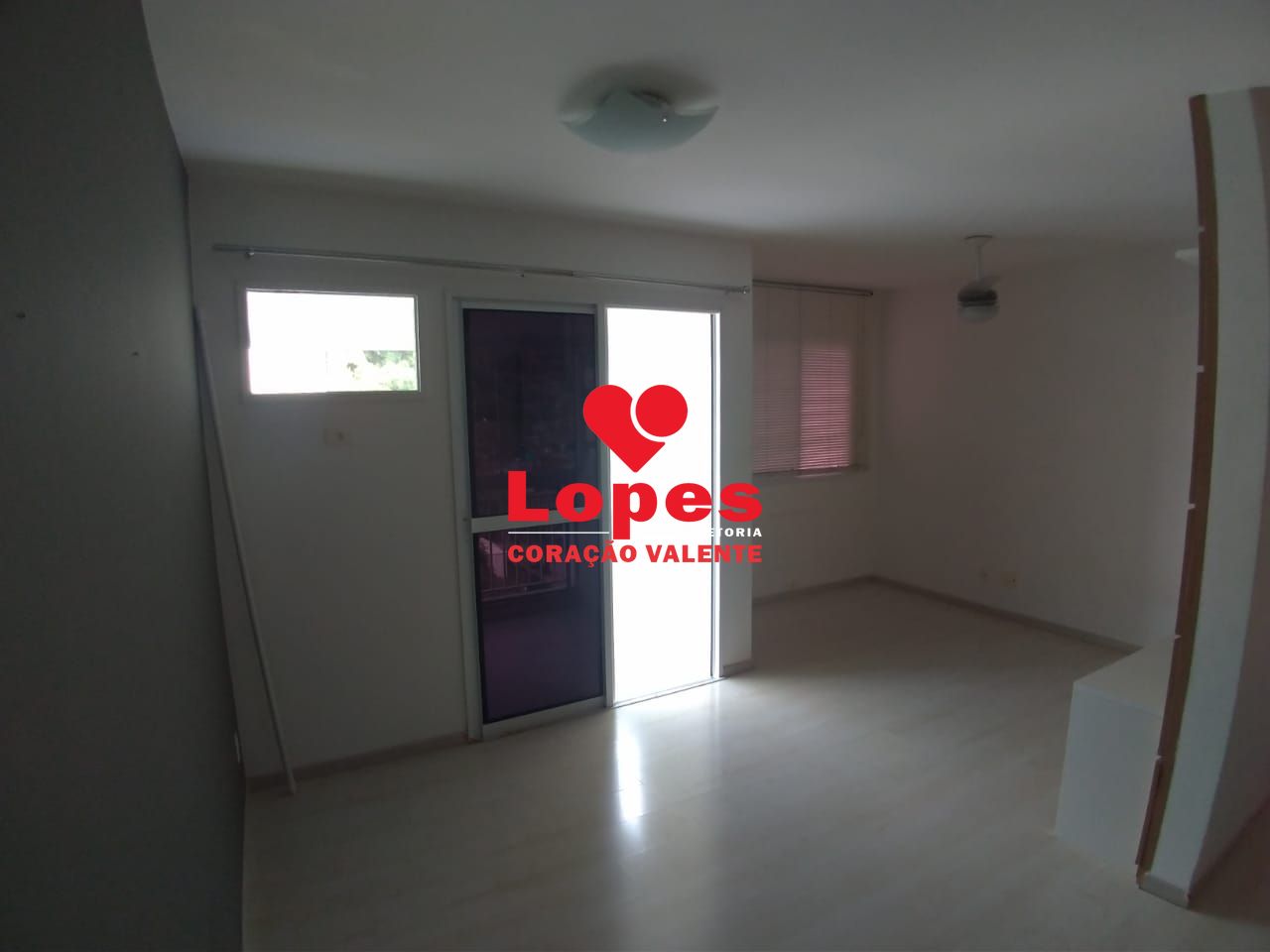 Apartamento à venda com 3 quartos, 73m² - Foto 7