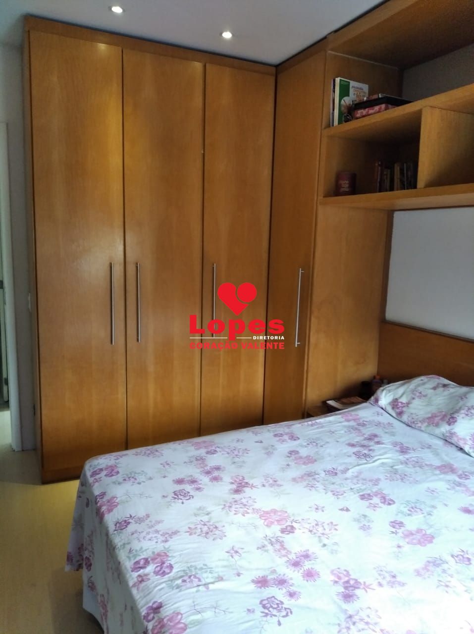 Apartamento à venda com 2 quartos, 86m² - Foto 2