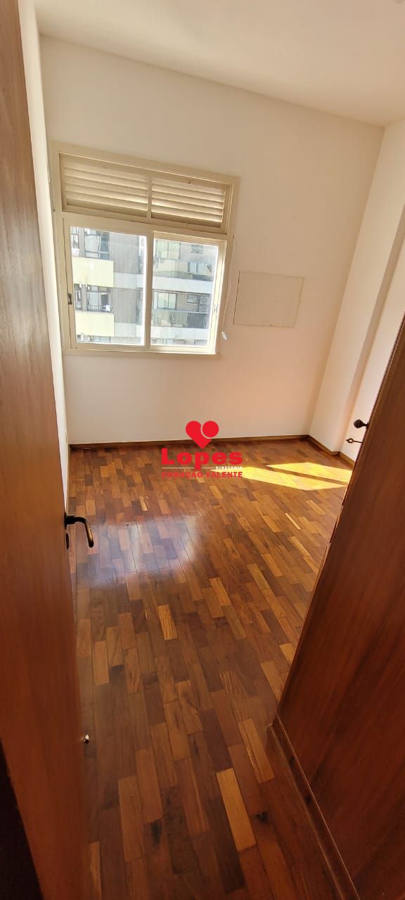 Apartamento à venda com 3 quartos, 110m² - Foto 12