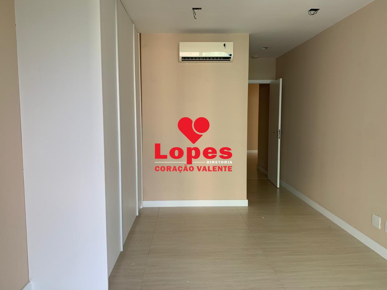 Apartamento à venda com 4 quartos, 331m² - Foto 14