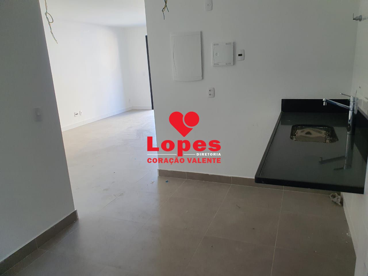 Apartamento à venda com 3 quartos, 83m² - Foto 21