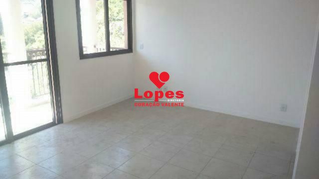 Apartamento à venda com 2 quartos, 68m² - Foto 4