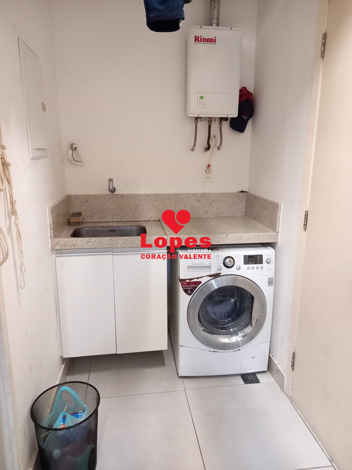 Apartamento à venda com 3 quartos, 100m² - Foto 13