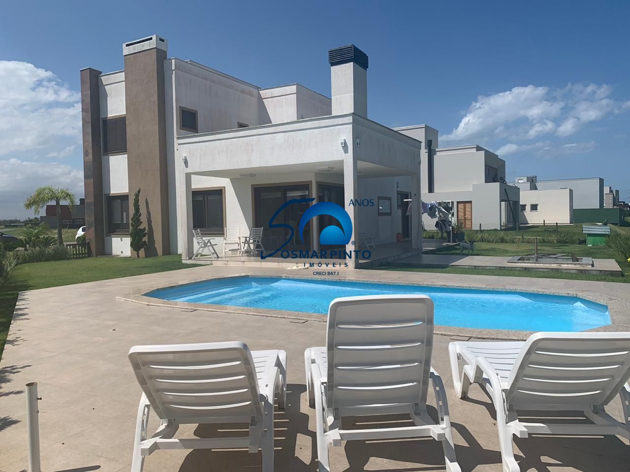 casa a venda em condomínio