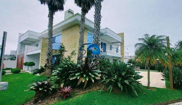 casa a venda a beira do Rio Mampituba em torres
