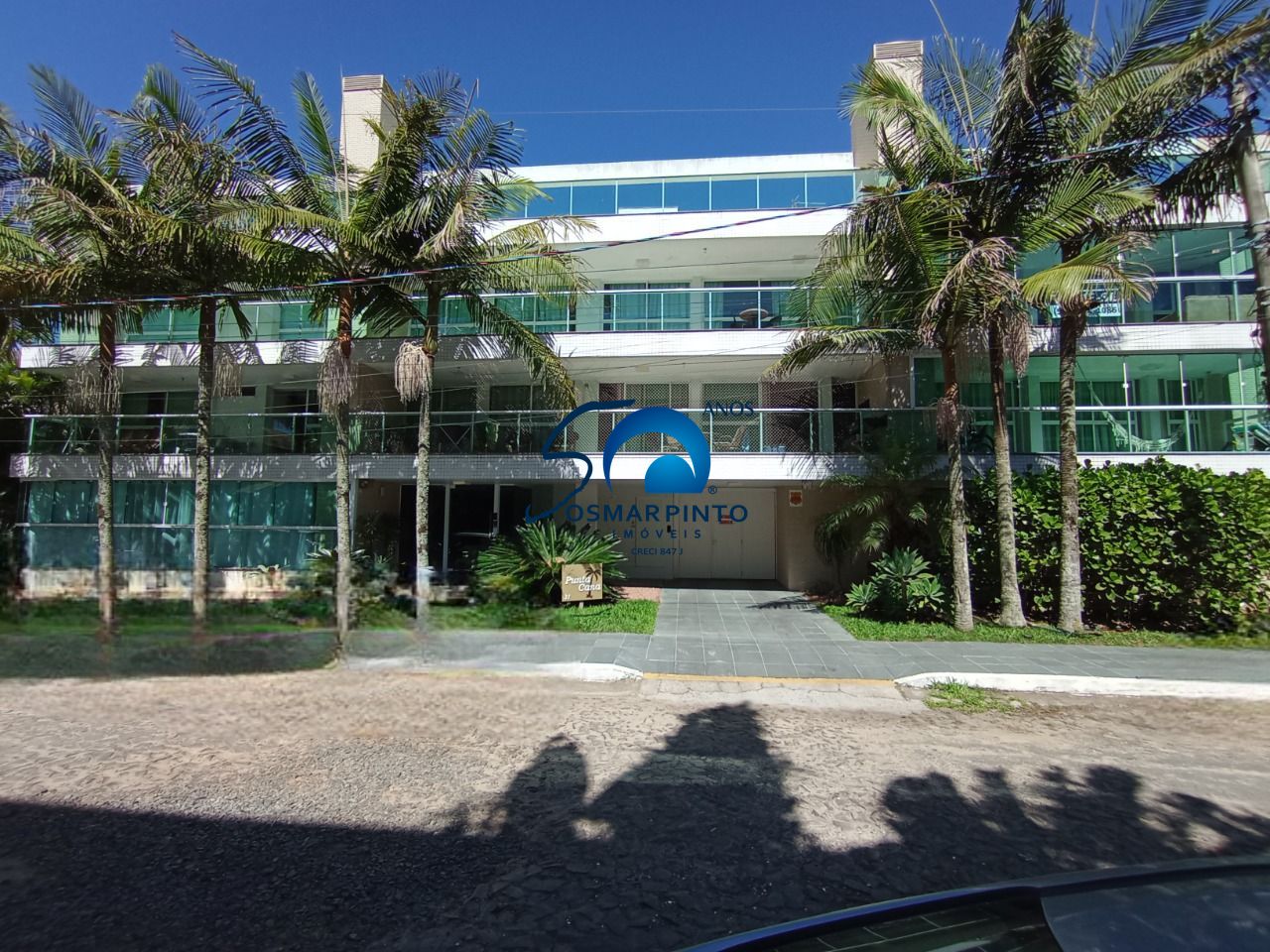 apartamento tres dormitorios a venda em torres