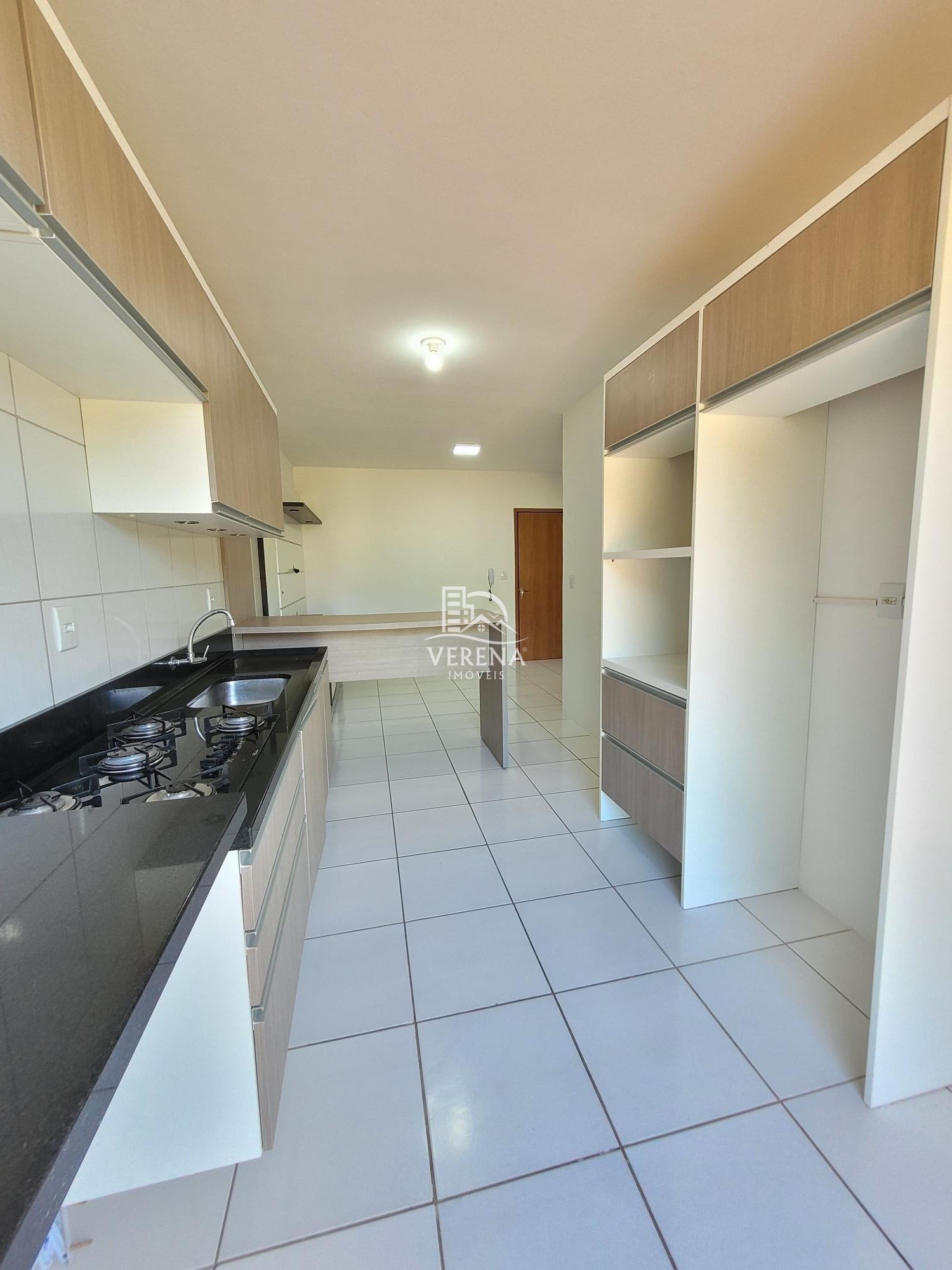 Apartamento à venda com 1 quarto, 42m² - Foto 5