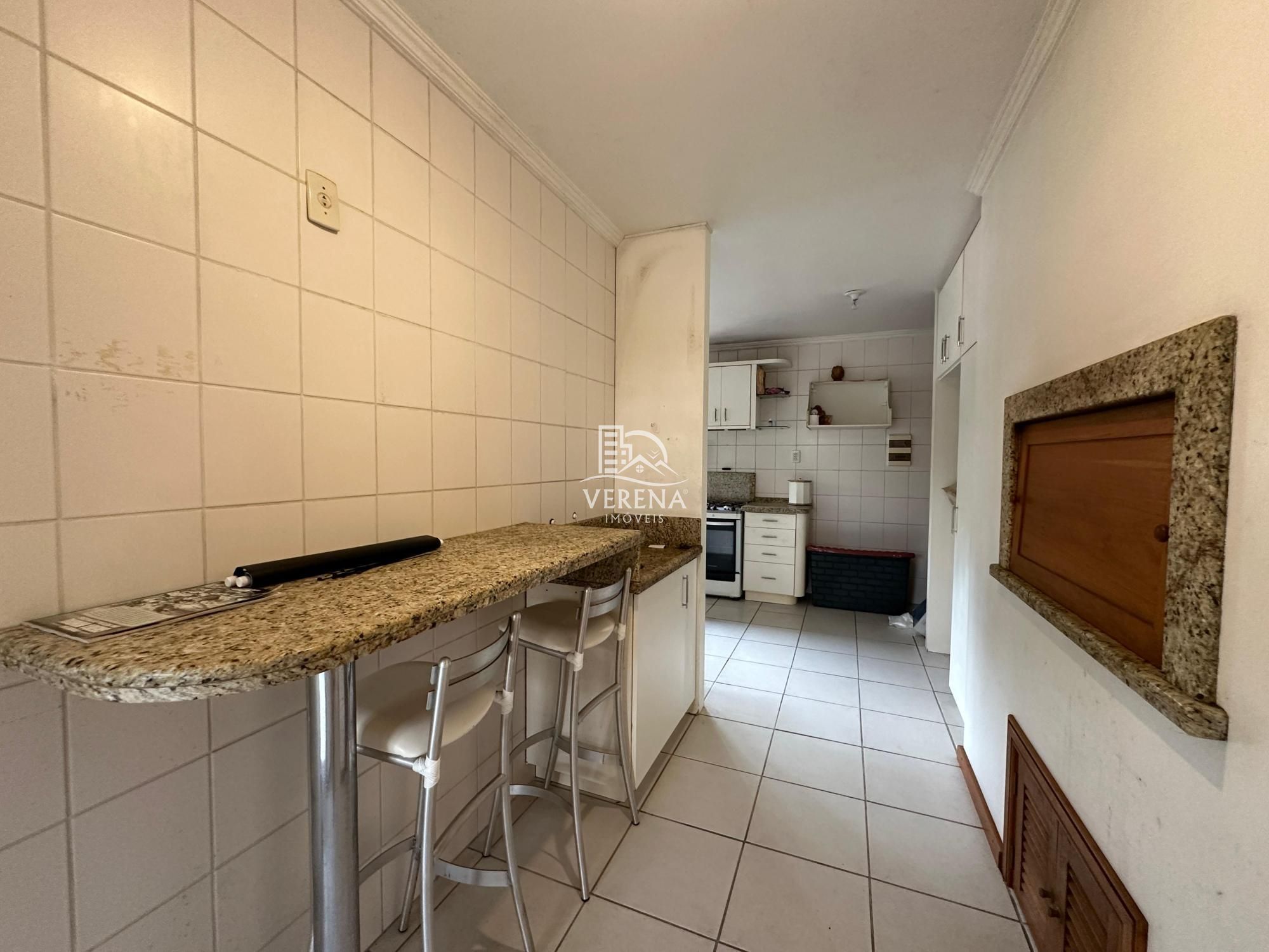 Apartamento à venda com 3 quartos, 237m² - Foto 6