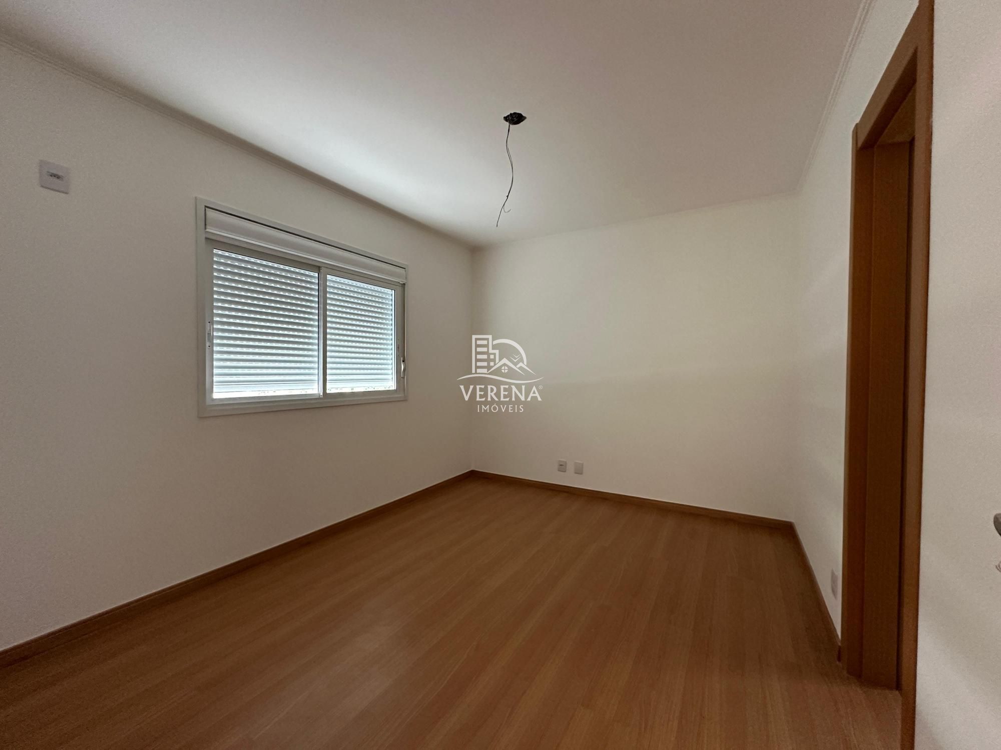 Apartamento à venda com 2 quartos, 77m² - Foto 3