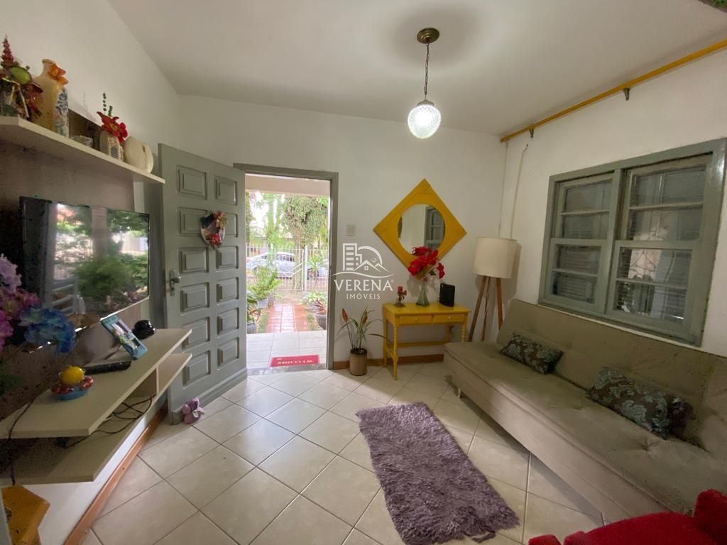 Casa à venda com 3 quartos, 213m² - Foto 4