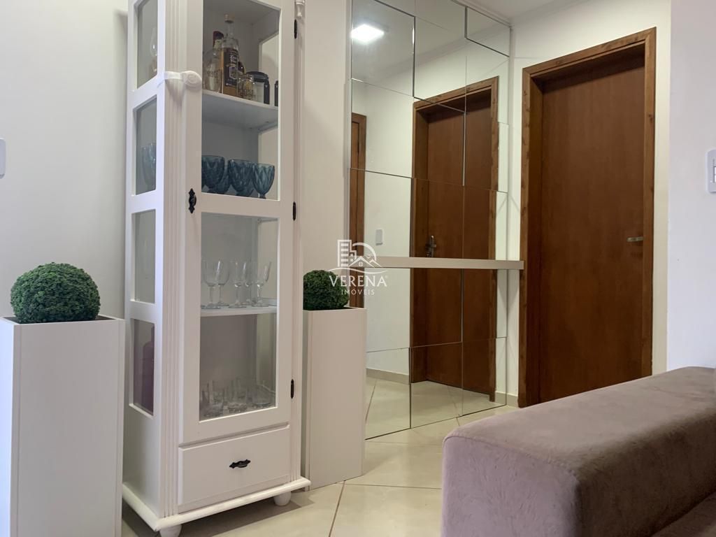 Apartamento à venda com 2 quartos, 67m² - Foto 3