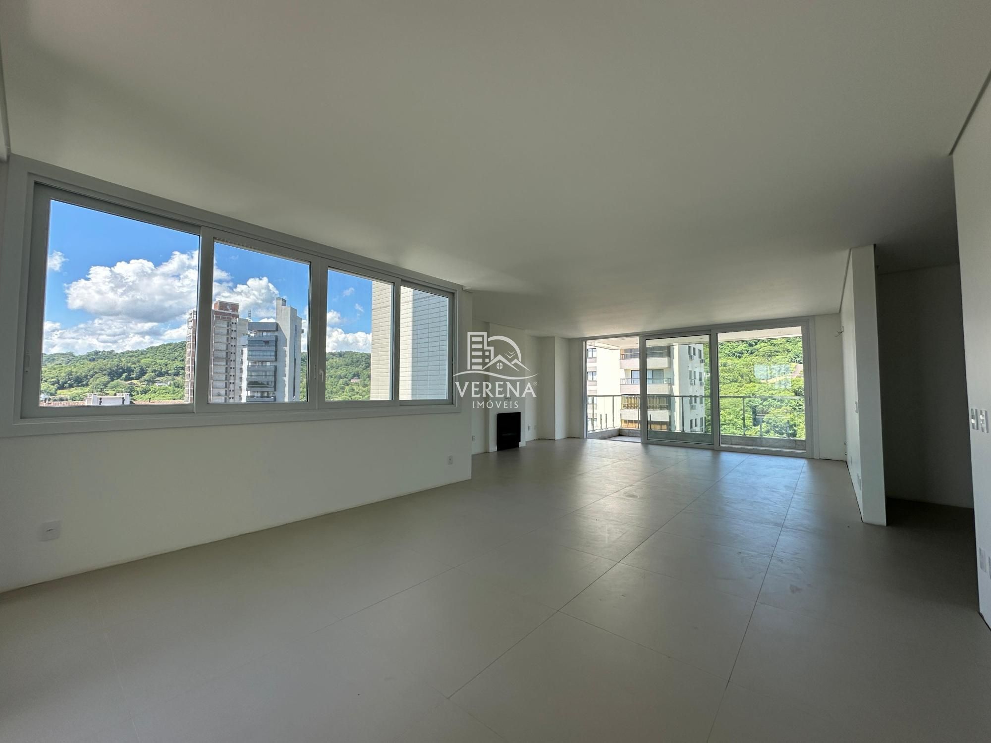 Apartamento à venda com 3 quartos, 247m² - Foto 11