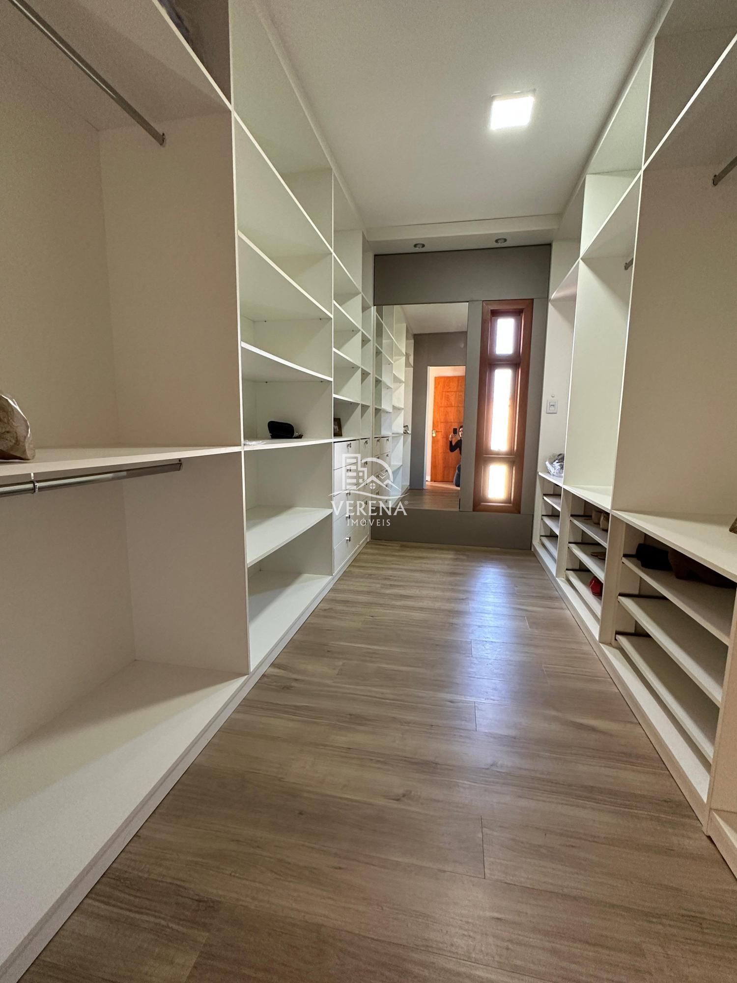 Casa à venda com 3 quartos, 314m² - Foto 31