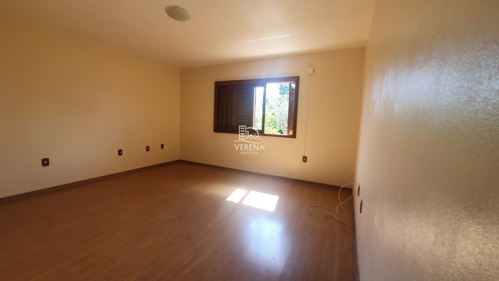 Casa à venda com 3 quartos, 201m² - Foto 8