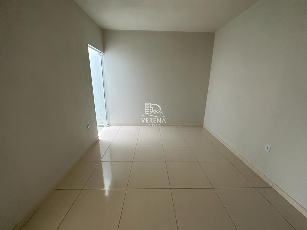 Casa à venda com 2 quartos, 120m² - Foto 9