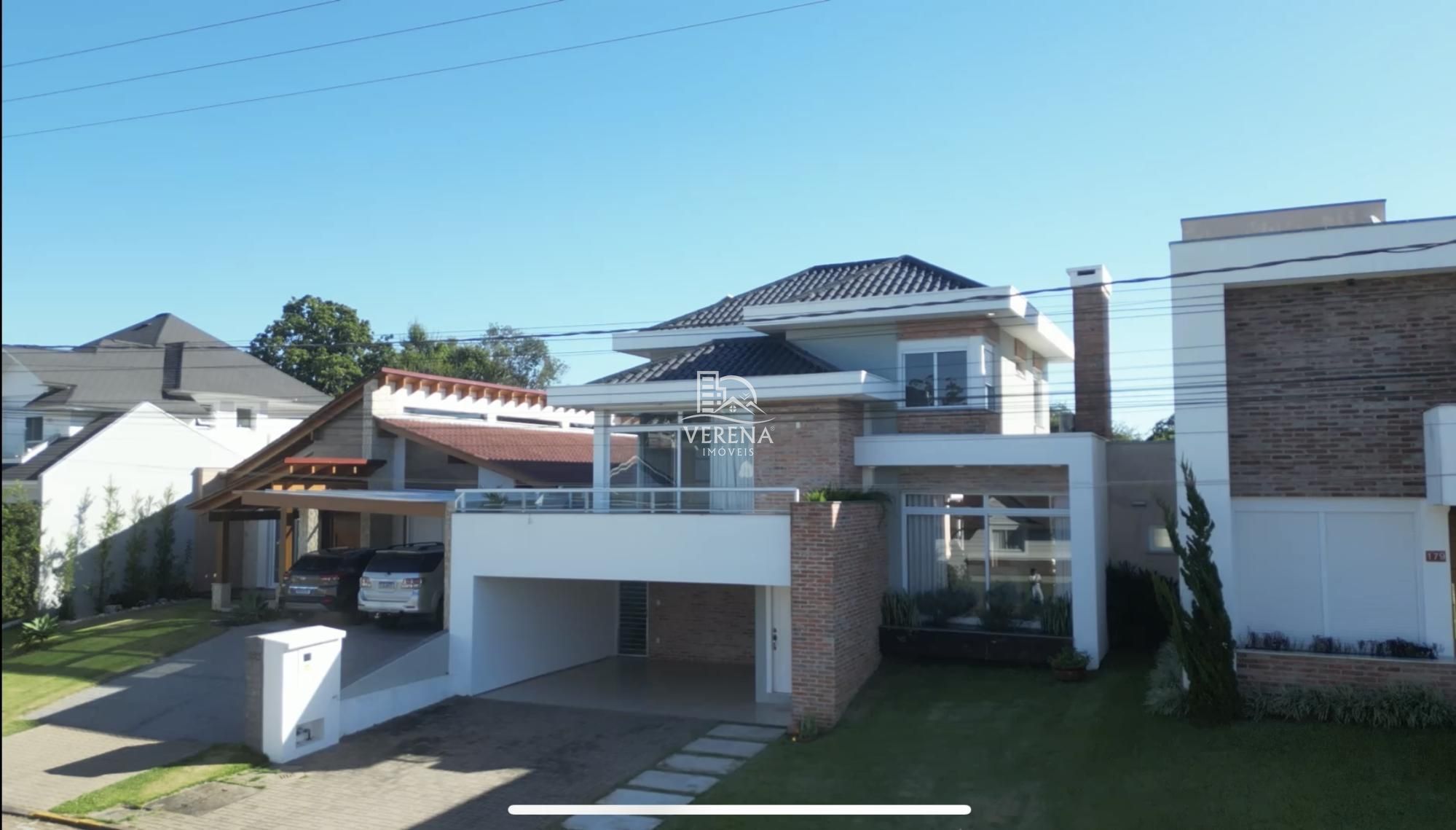 Casa à venda com 3 quartos, 264m² - Foto 2