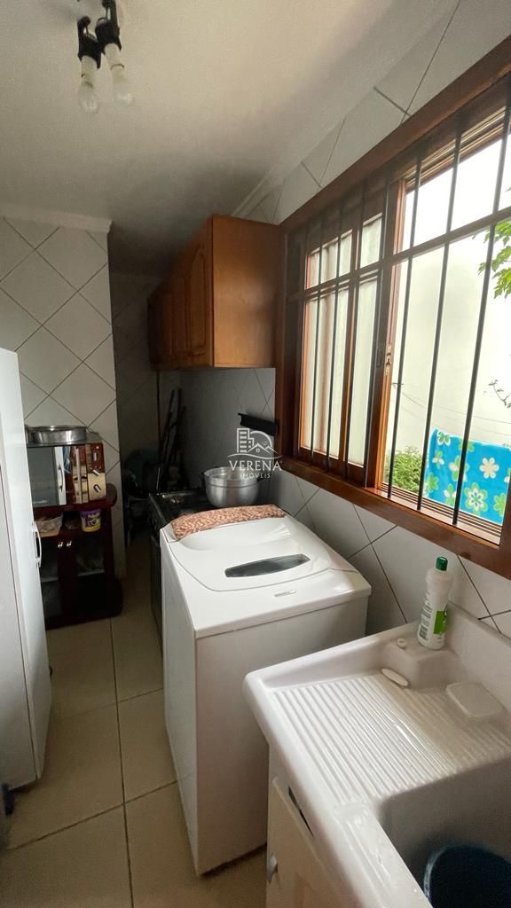 Casa à venda com 3 quartos, 174m² - Foto 7