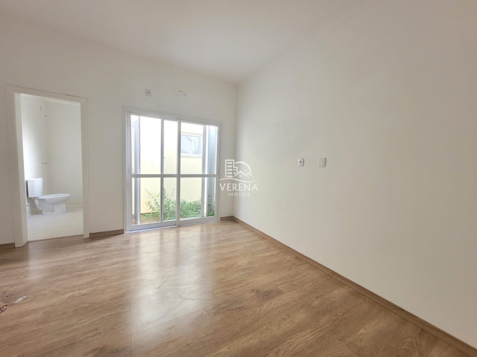 Casa à venda com 3 quartos, 220m² - Foto 12