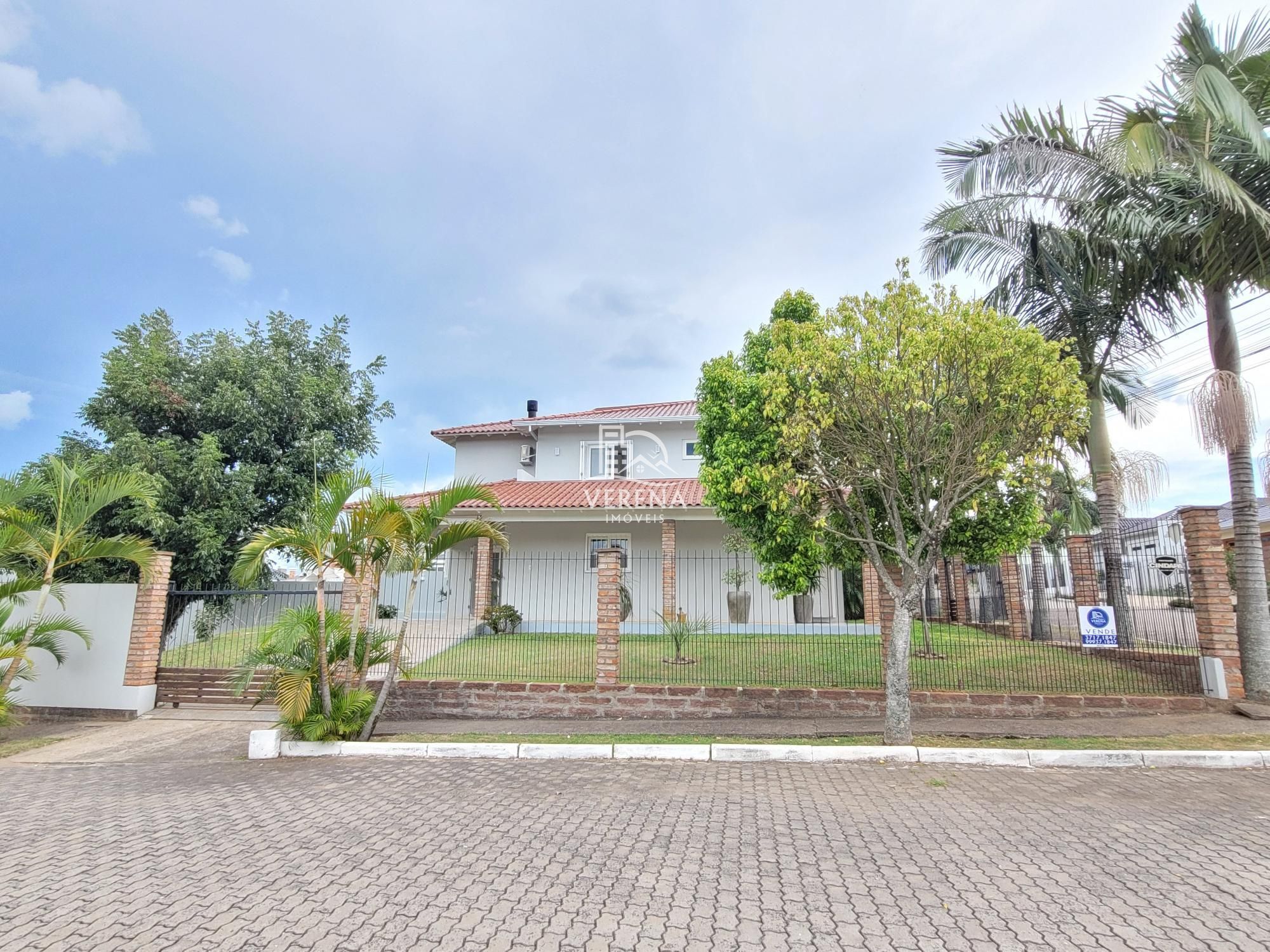 Casa, 3 quartos, 207 m² - Foto 1