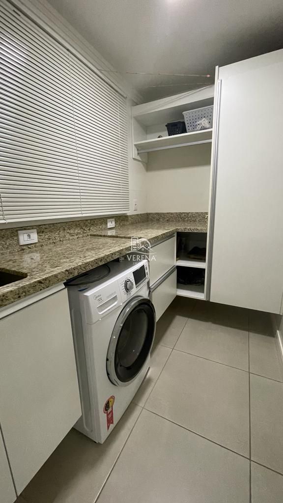 Apartamento à venda com 3 quartos, 224m² - Foto 25