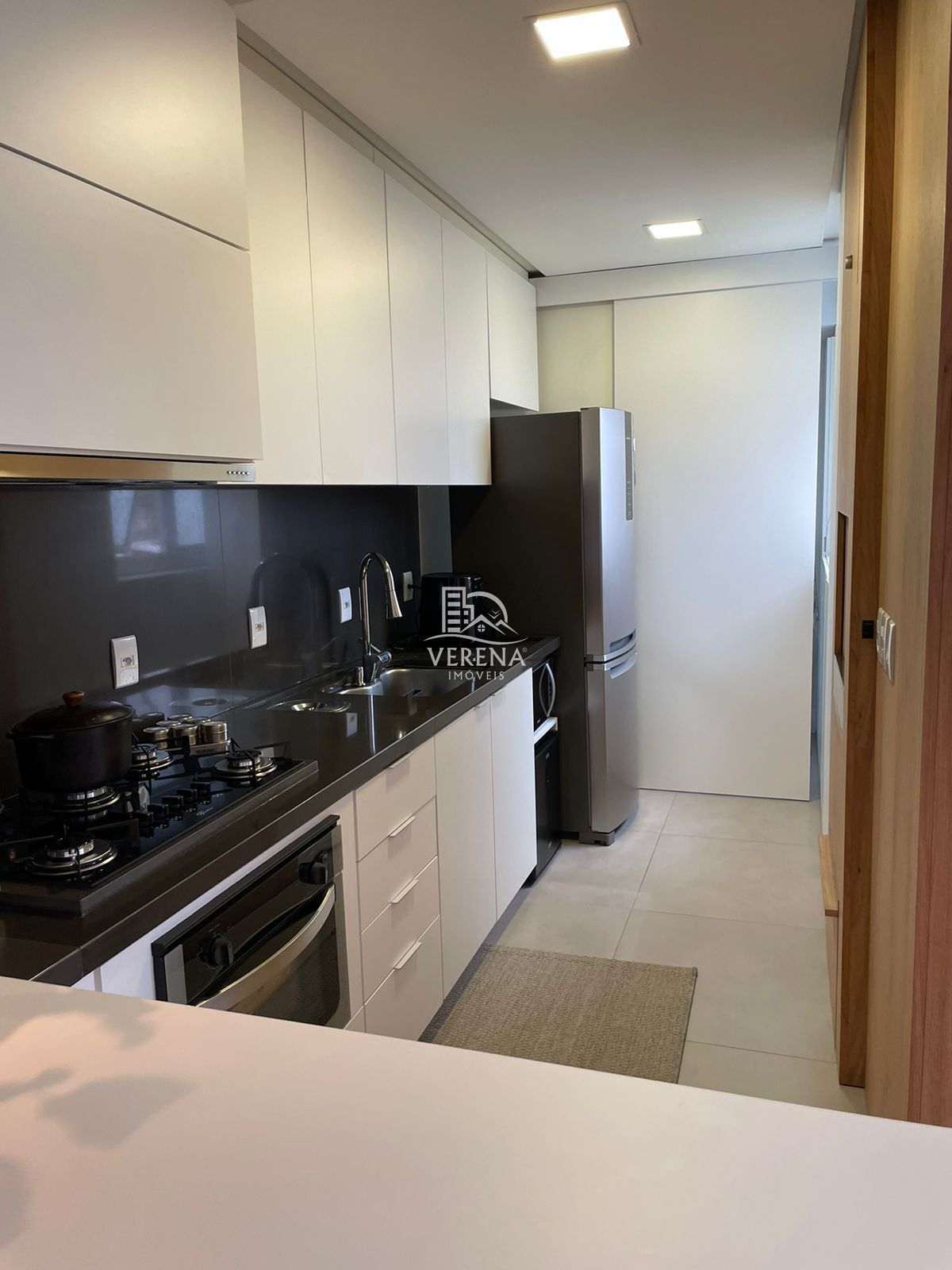 Apartamento à venda com 3 quartos, 103m² - Foto 6