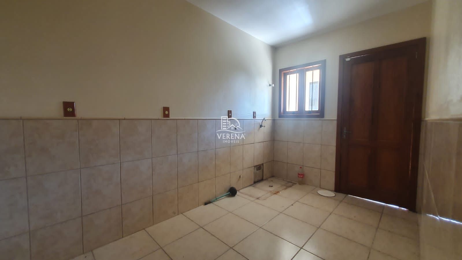 Casa à venda com 3 quartos, 201m² - Foto 9