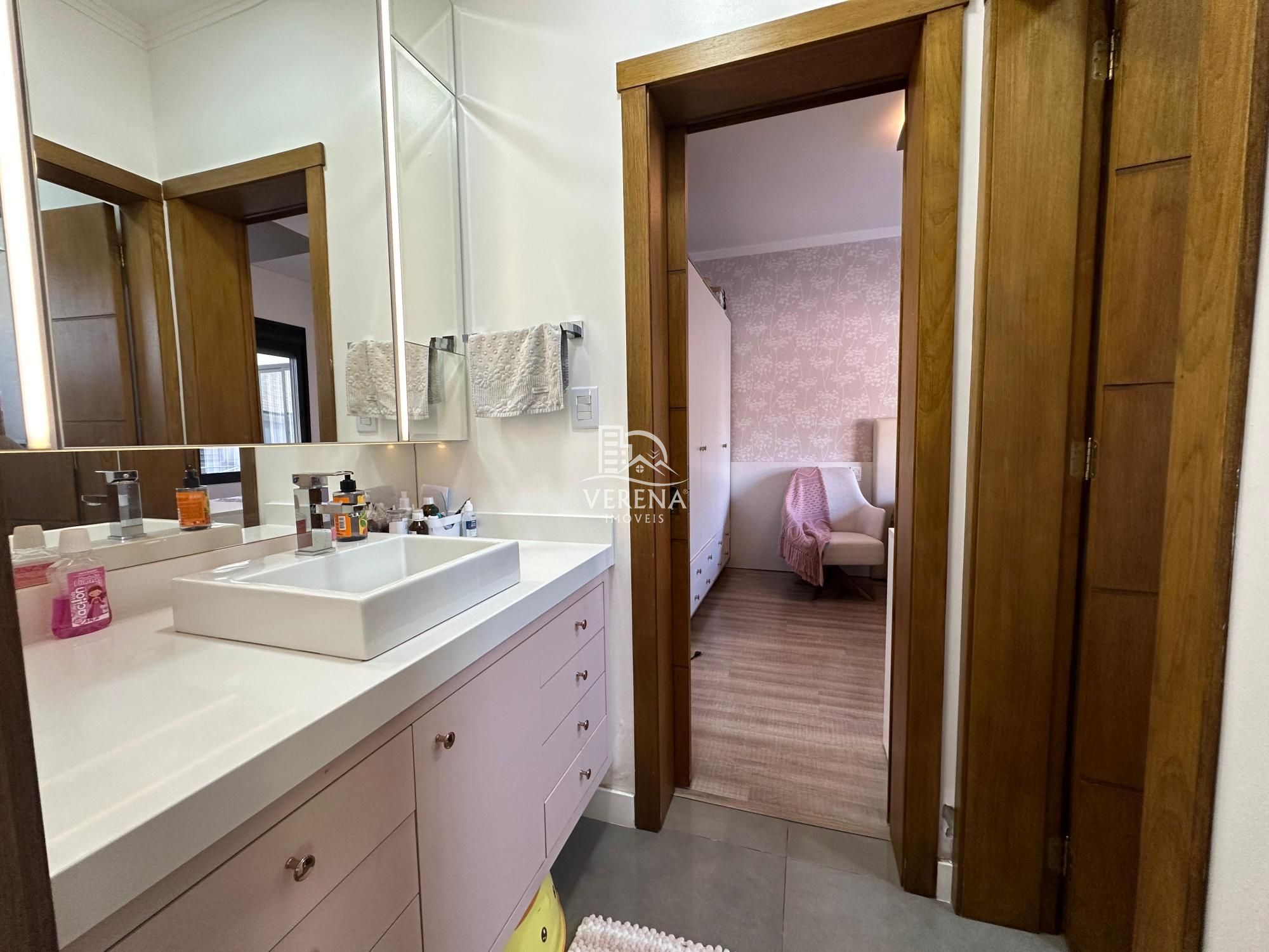 Casa à venda com 3 quartos, 210m² - Foto 18