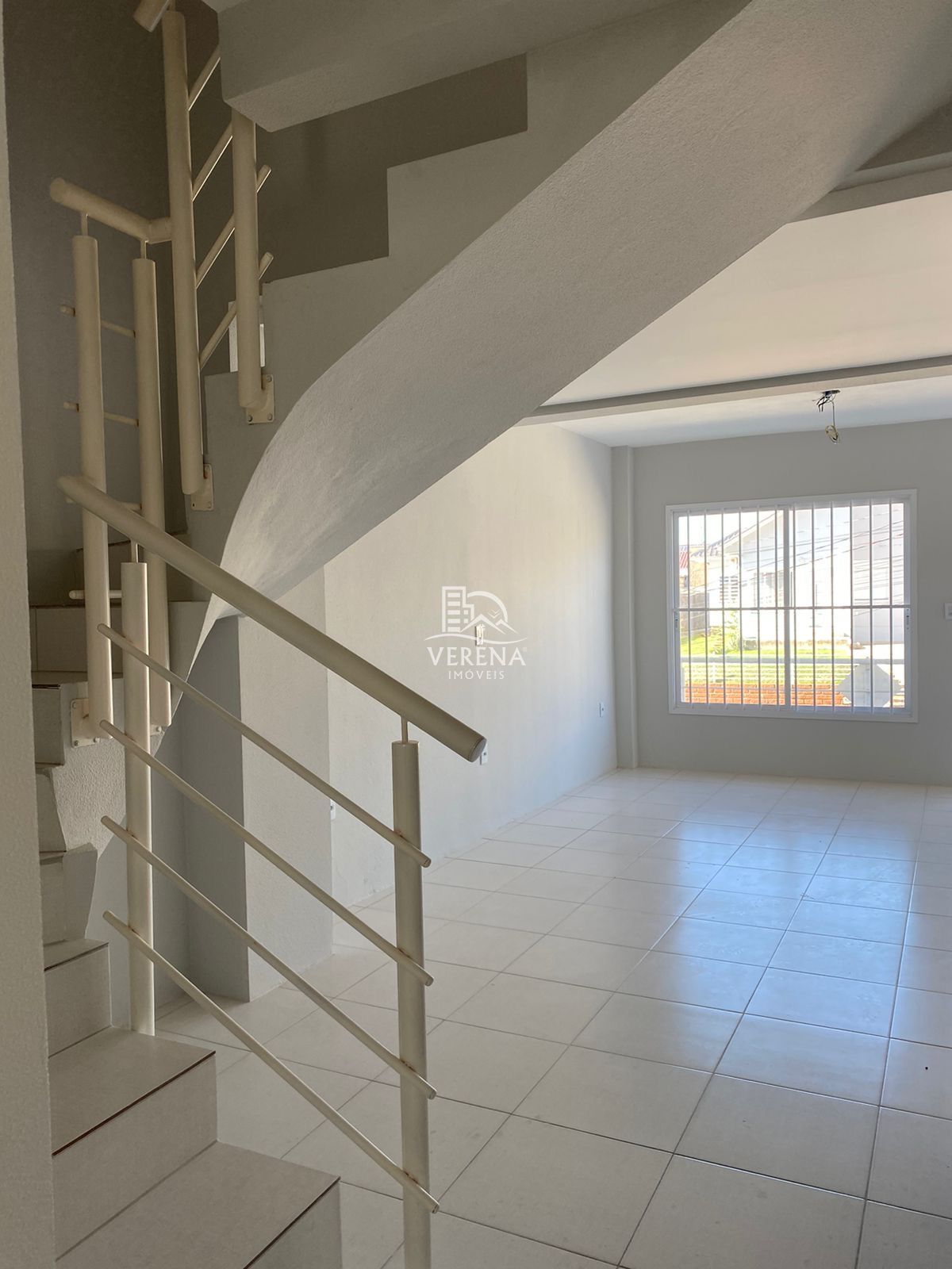 Apartamento à venda com 2 quartos, 82m² - Foto 4