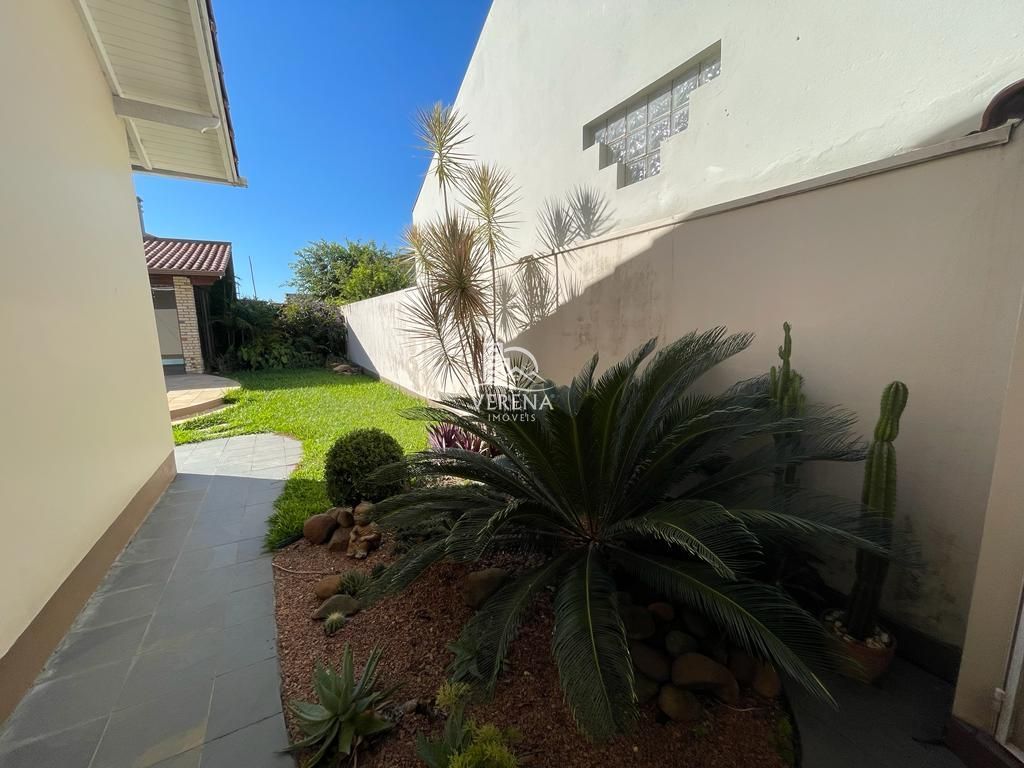 Casa à venda com 3 quartos, 200m² - Foto 22