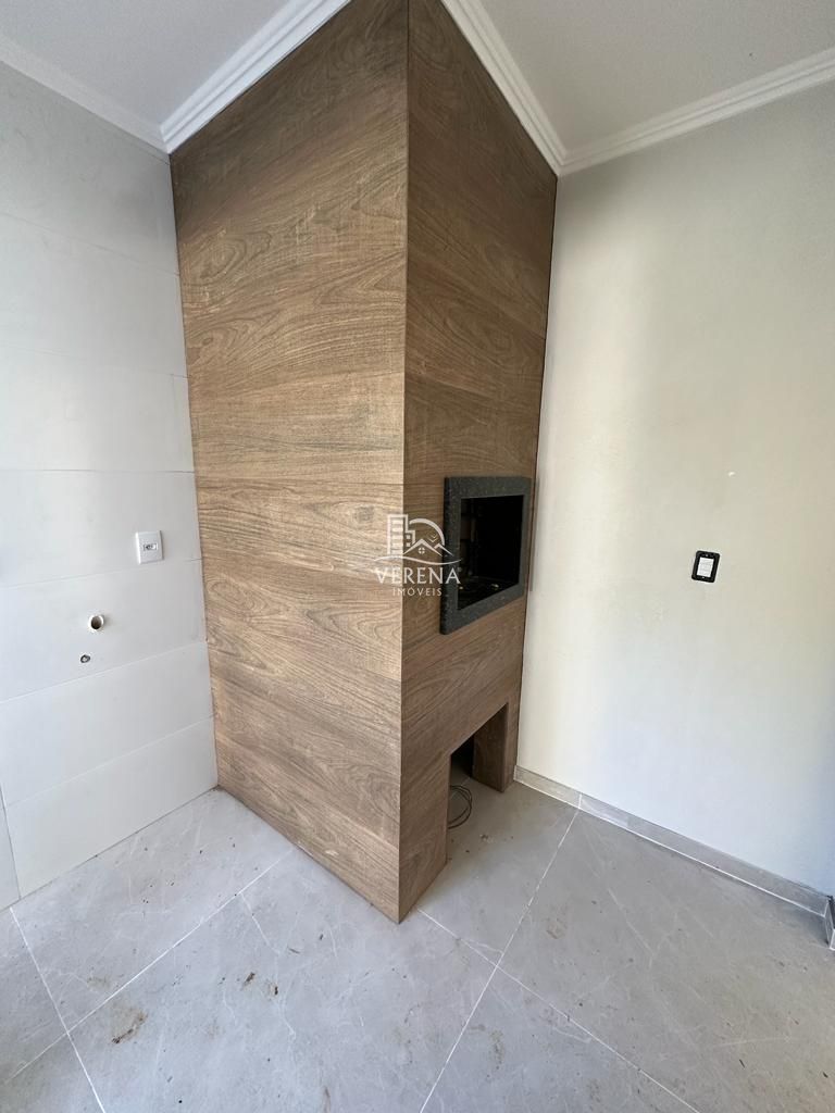 Casa à venda com 2 quartos, 80m² - Foto 4