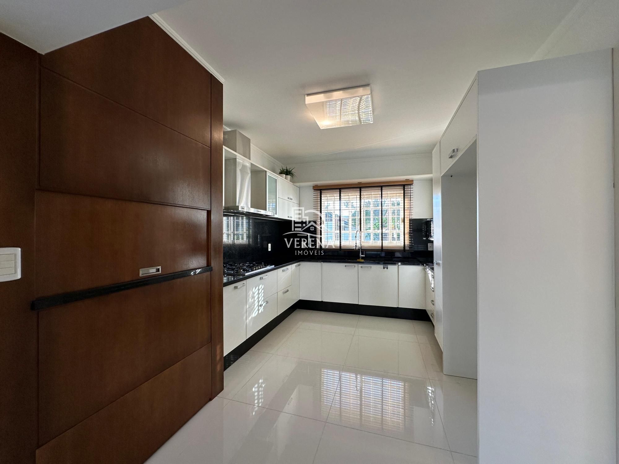 Casa, 3 quartos, 305 m² - Foto 8