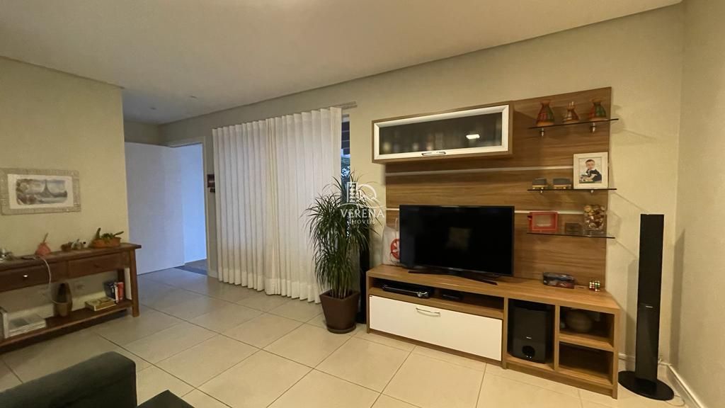 Apartamento à venda com 3 quartos, 224m² - Foto 3