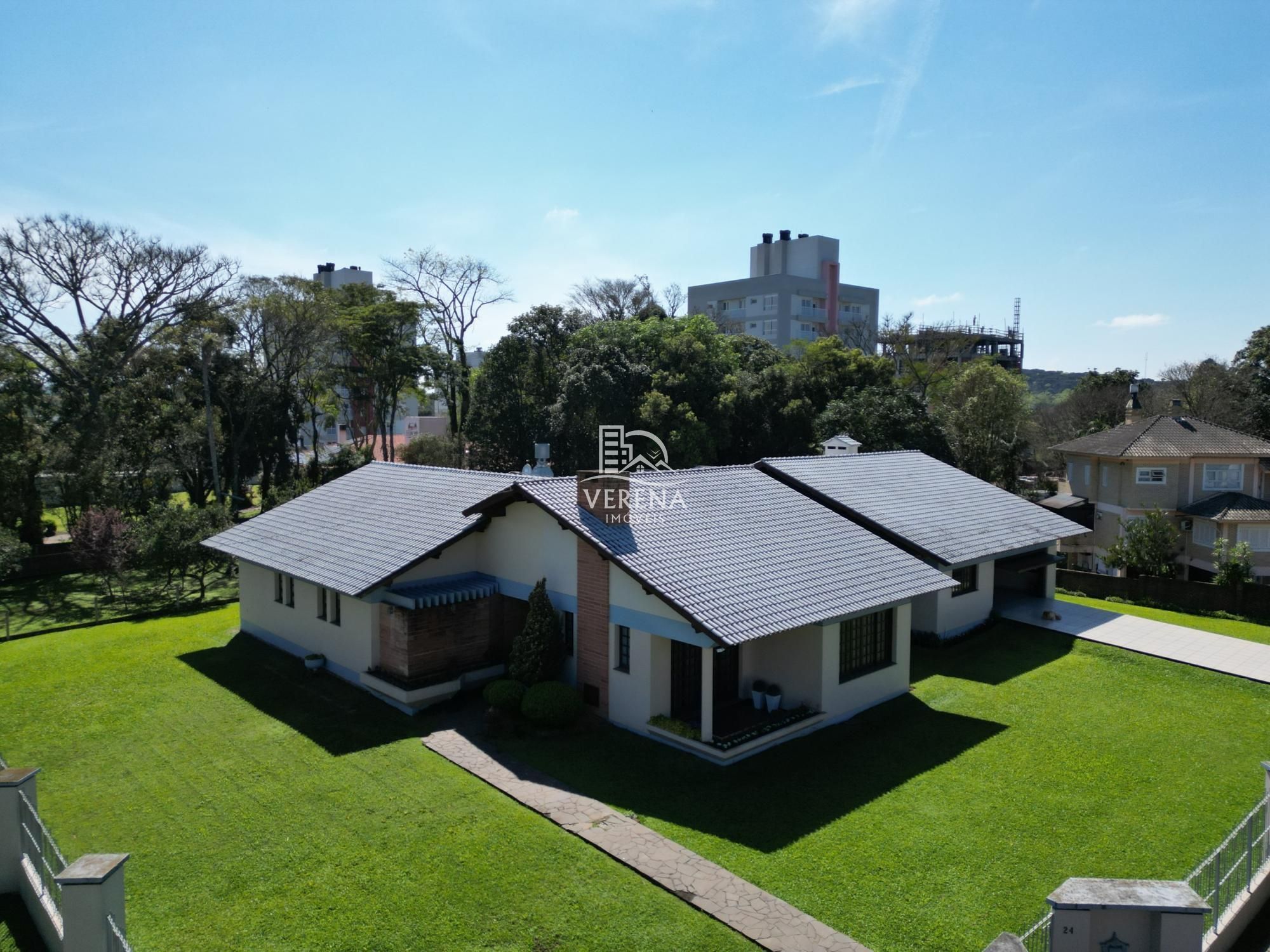 Casa, 3 quartos, 452 m² - Foto 1