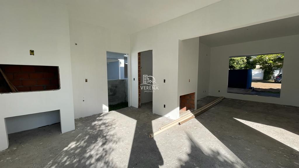 Casa à venda com 3 quartos, 164m² - Foto 4