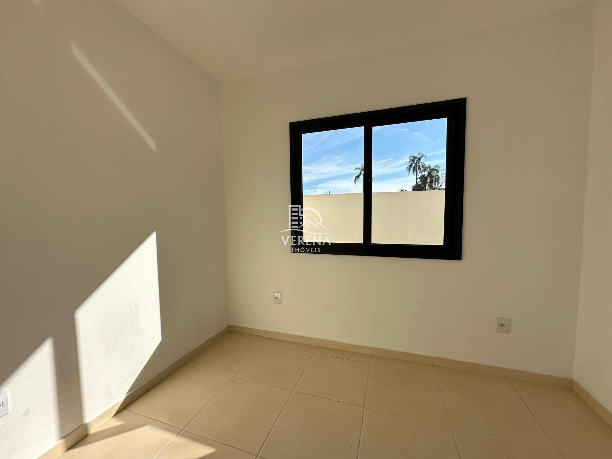 Casa à venda com 3 quartos, 70m² - Foto 8