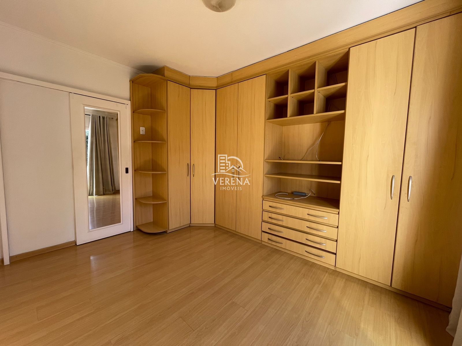 Casa à venda com 3 quartos, 200m² - Foto 14